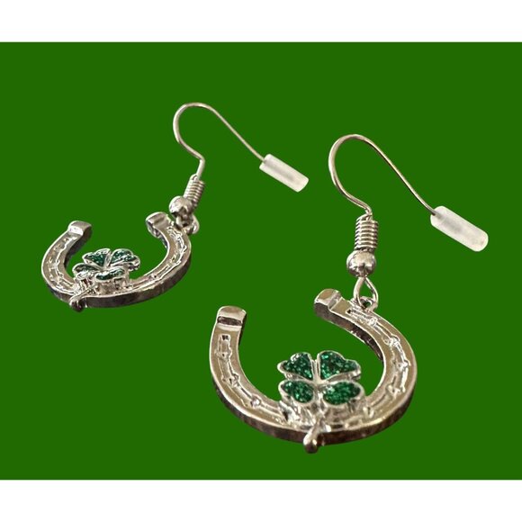 Horseshoe Clover Earrings St Patricks Day Lucky Irish Dangle Hooks New H… - Picture 9 of 9